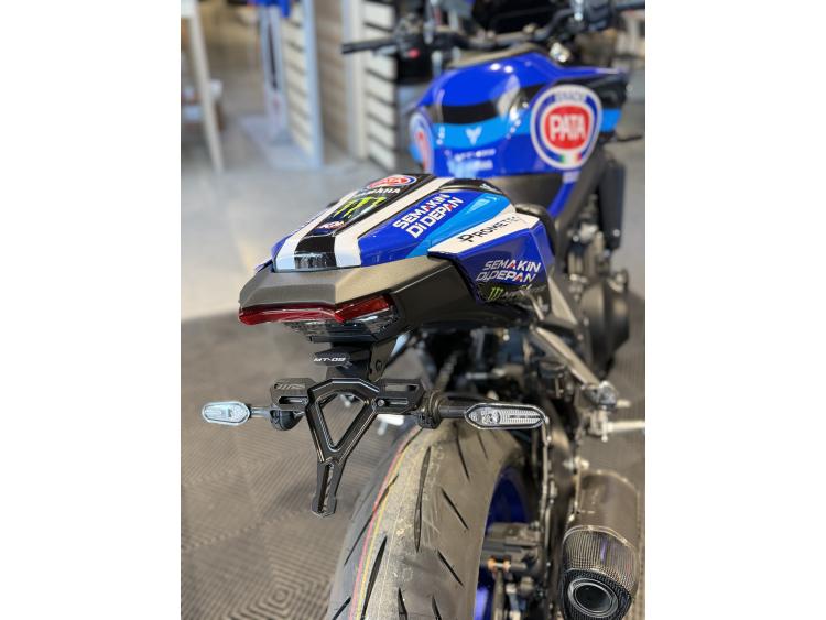 YAMAHA MT09 WORLD-SUPER-BIKE R1 REPLICA