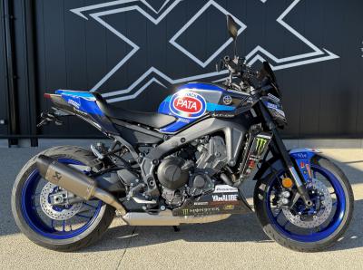 YAMAHA MT-09