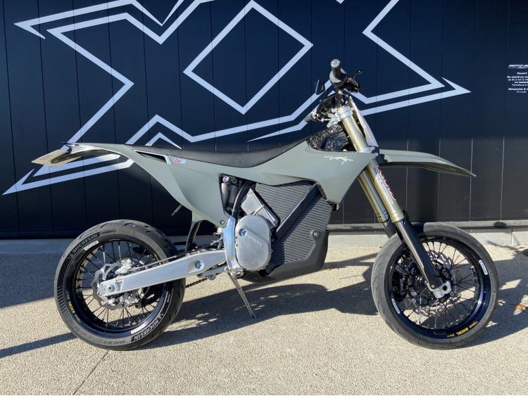 STARK VARG EX SUPERMOTARD 80HP