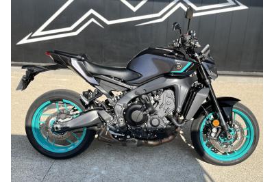 YAMAHA MT-09