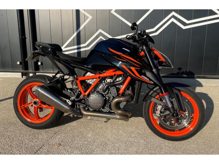 KTM 1290 SUPER DUKE R