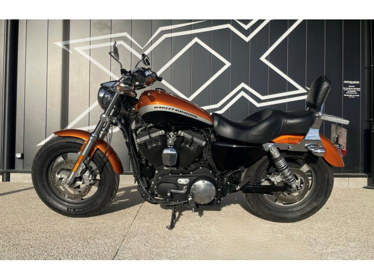 HARLEY-DAVIDSON SPORTSTER CUSTOM 1200