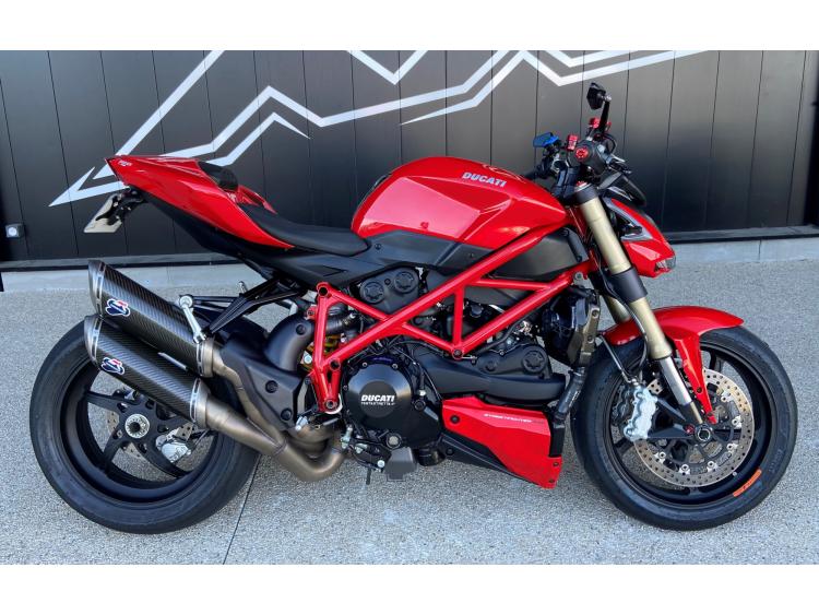 DUCATI STREETFIGHTER