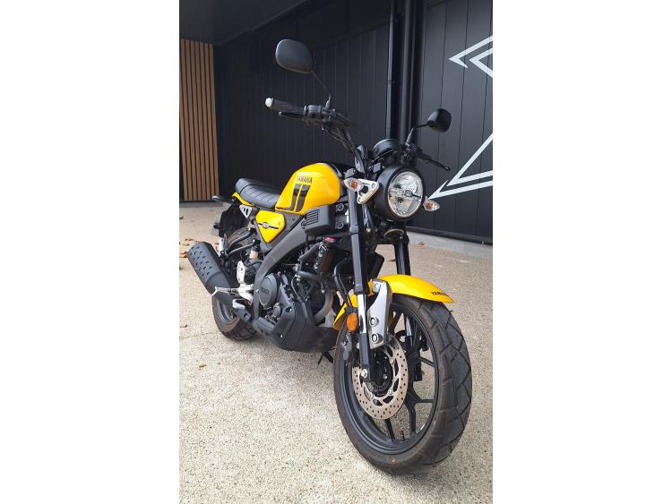 YAMAHA XSR 125