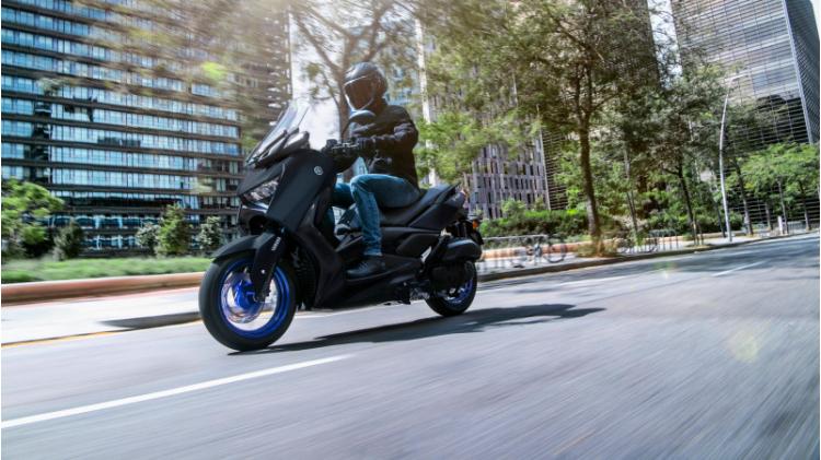 XMAX 125 (24)